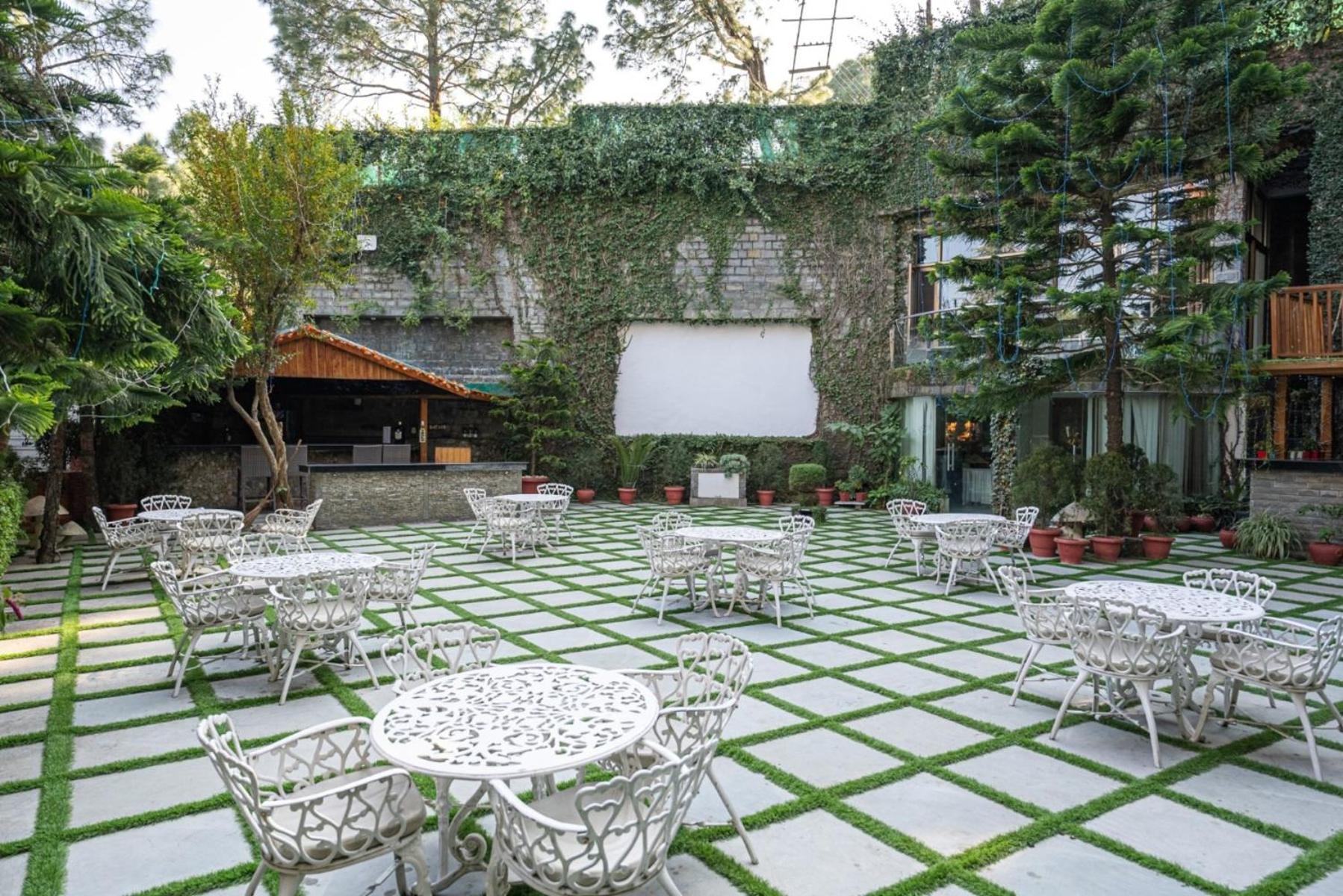 Kasauli Castle Resort Exteriör bild