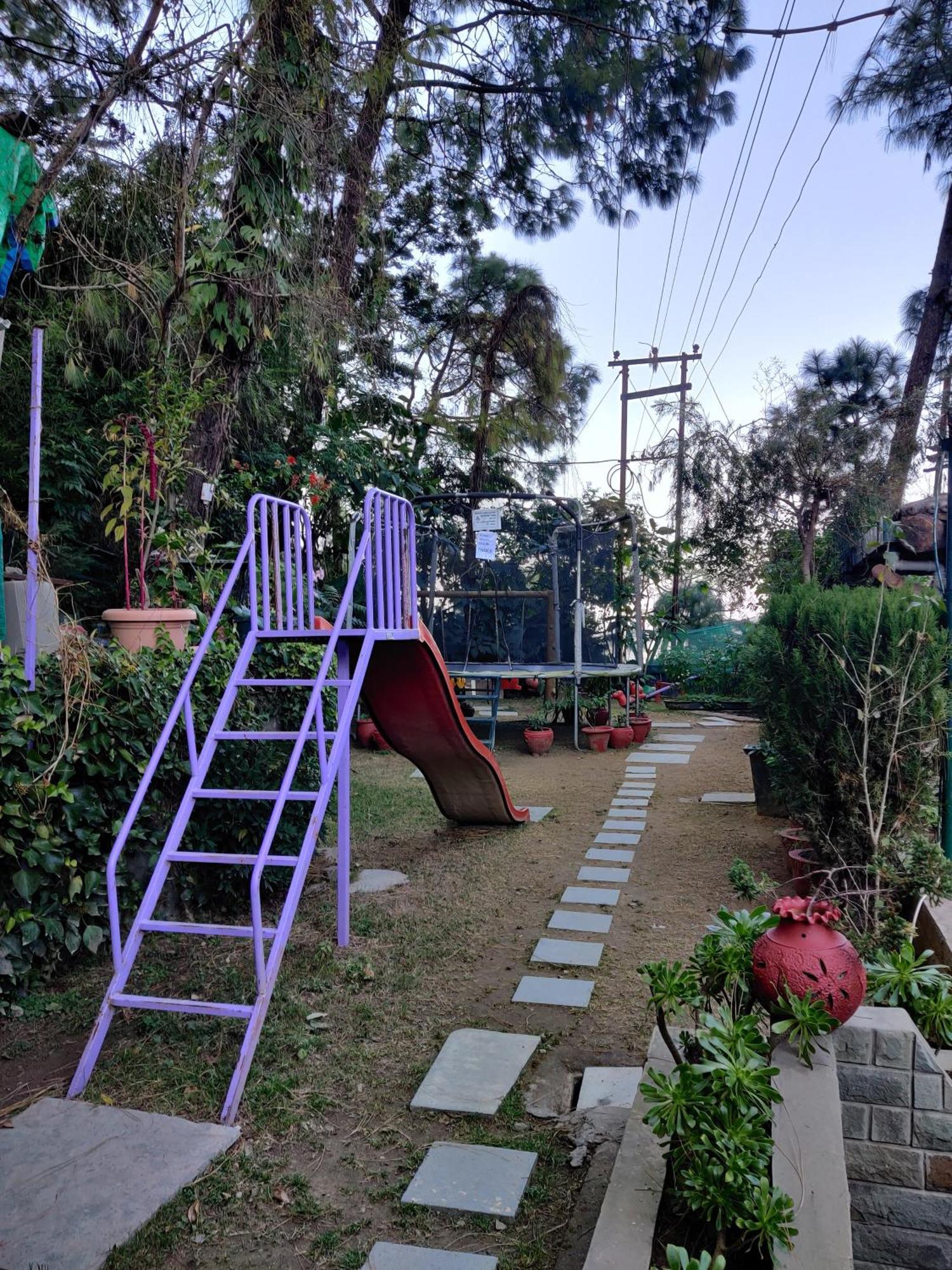 Kasauli Castle Resort Exteriör bild