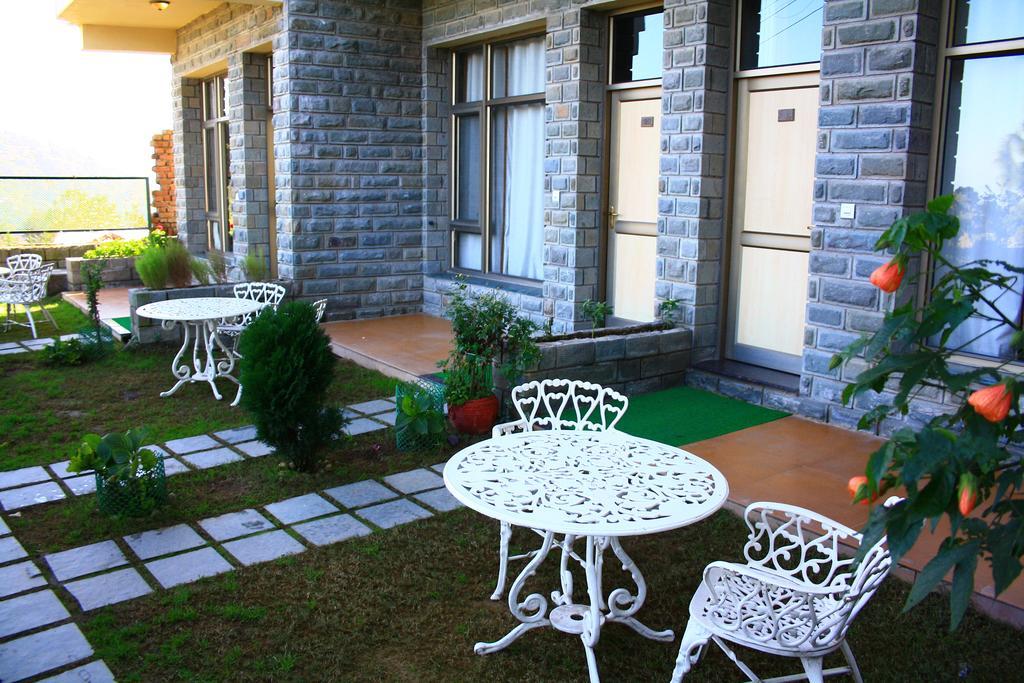 Kasauli Castle Resort Exteriör bild